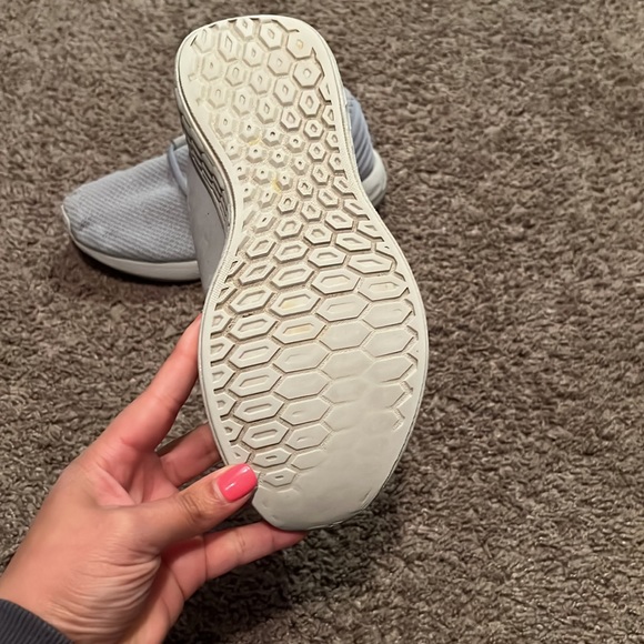 COPY - Women New Balance - Picture 4 of 5